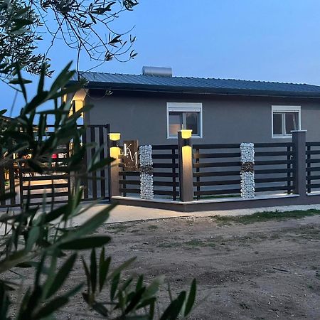K&M Villas Nea Kallikrateia Eksteriør bilde